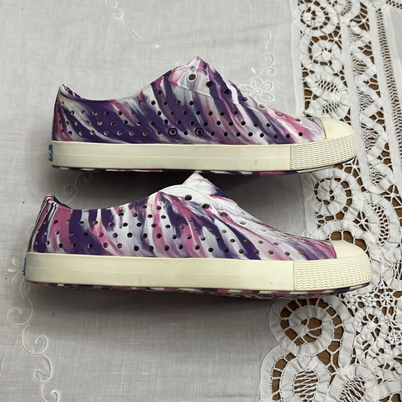 Native Shoes Jefferson Marbled size J5 - Picture 3 of 8